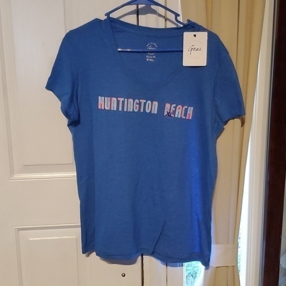 Huntington Beach T-shirt Size XL